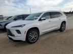 2025 Buick Enclave Avenir   продається в San Antonio, TX - Hail