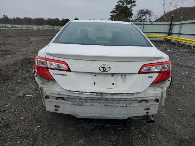  TOYOTA CAMRY 2012 Белый
