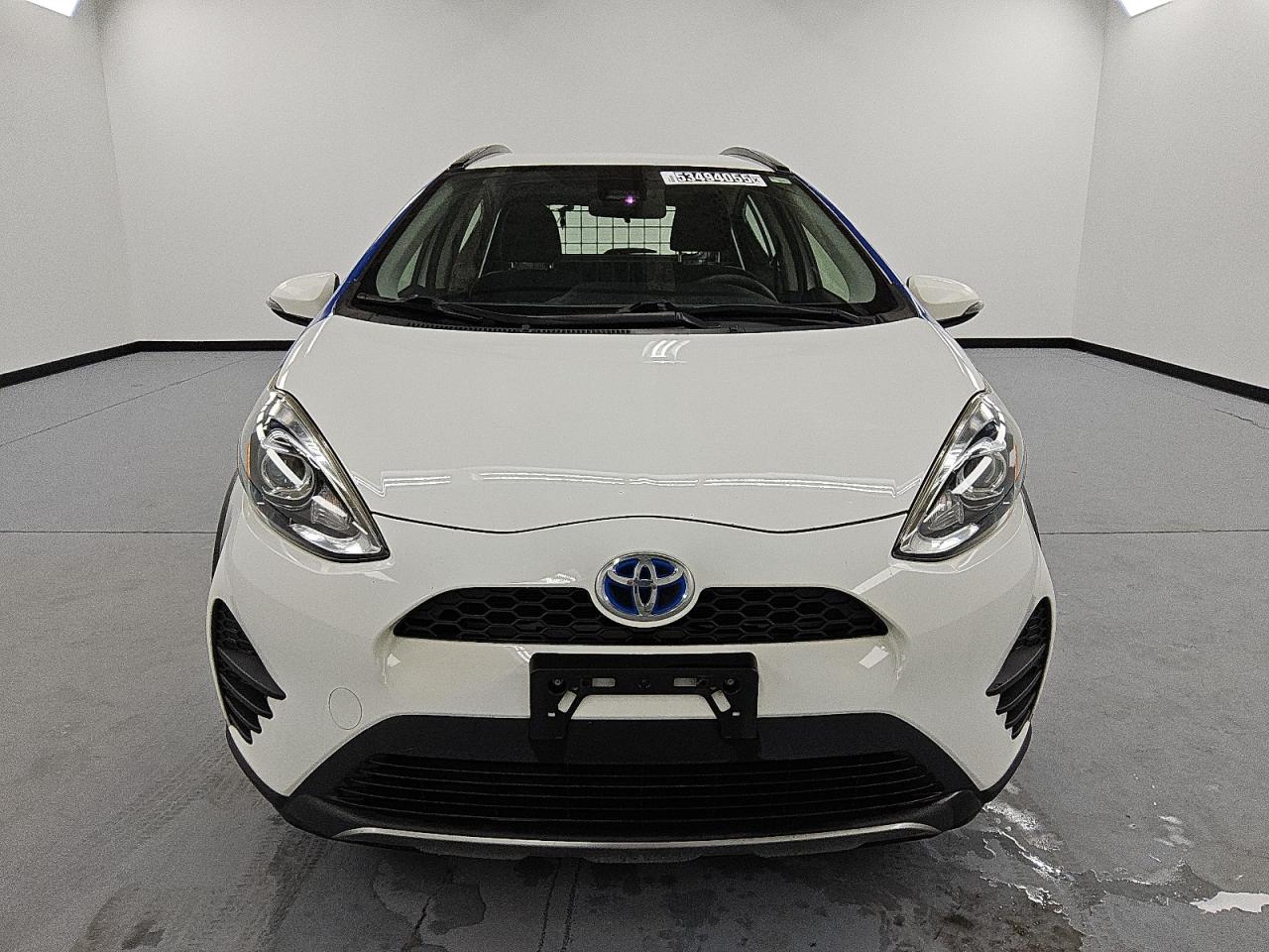 2018 Toyota Prius C იყიდება Wheeling-ში, IL - Minor Dent/Scratches