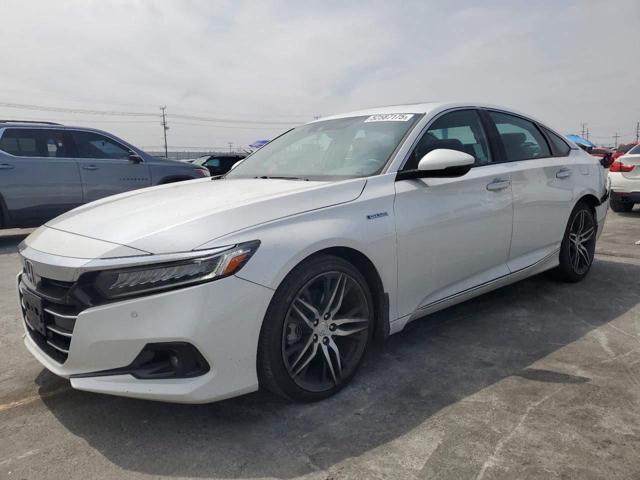 2021 Honda Accord Touring Hybrid for Sale in Sun Valley, CA - Rear End