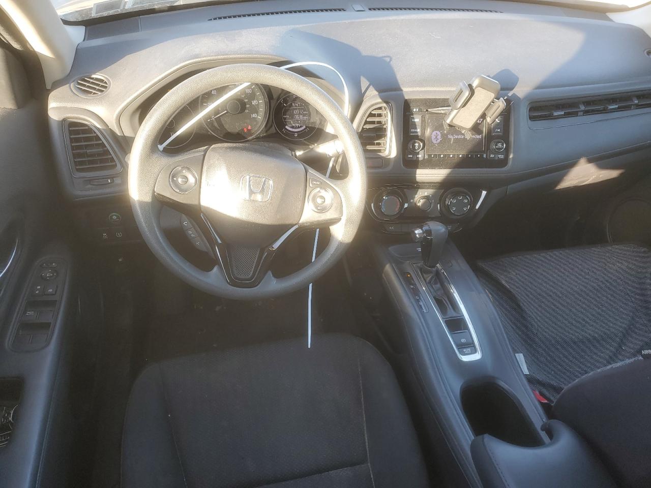 2018 Honda Hr-V Lx VIN: 3CZRU6H33JG705573 Lot: 65122545