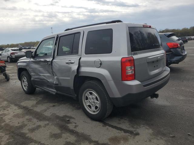 Паркетники JEEP PATRIOT 2016 Сріблястий