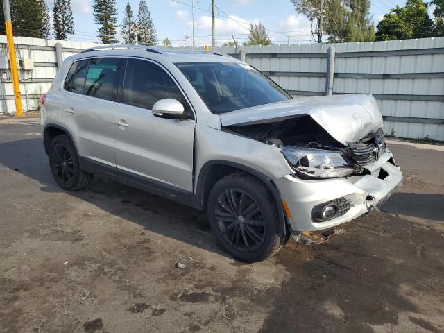  VOLKSWAGEN TIGUAN 2013 Сріблястий