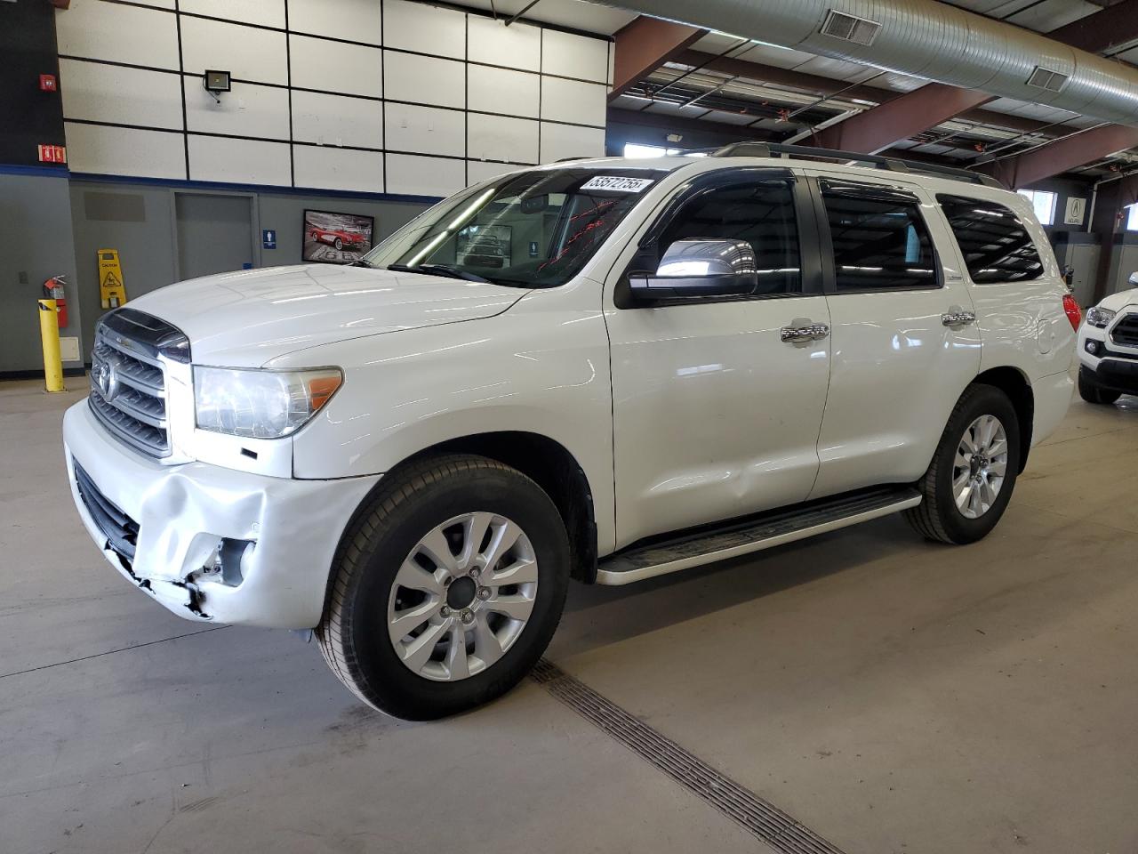 2014 Toyota Sequoia Platinum იყიდება East Granby-ში, CT - Front End