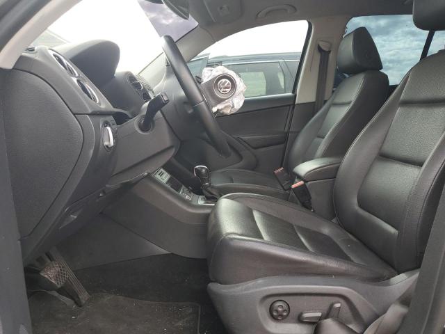  VOLKSWAGEN TIGUAN 2016 Серый