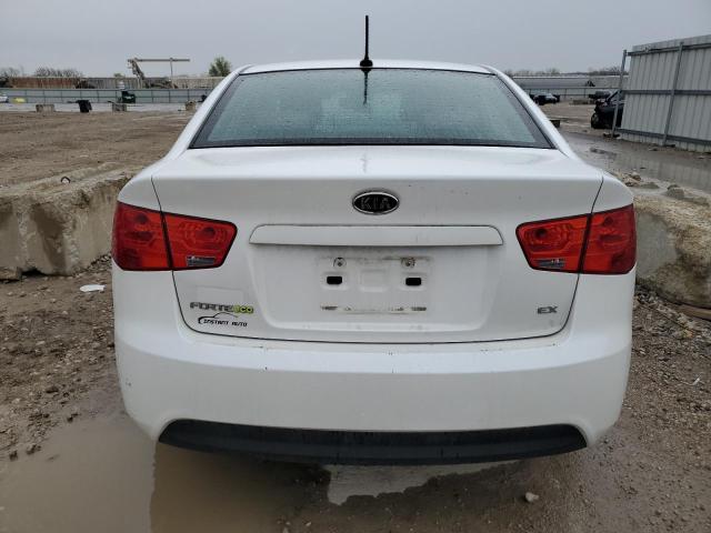 Sedans KIA FORTE 2013 White