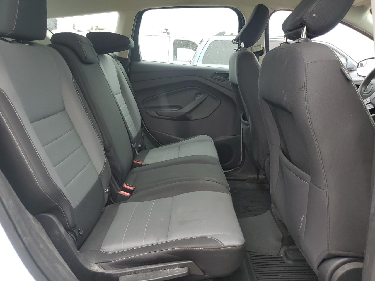 2018 Ford Escape S VIN: 1FMCU0F72JUB38103 Lot: 54477265