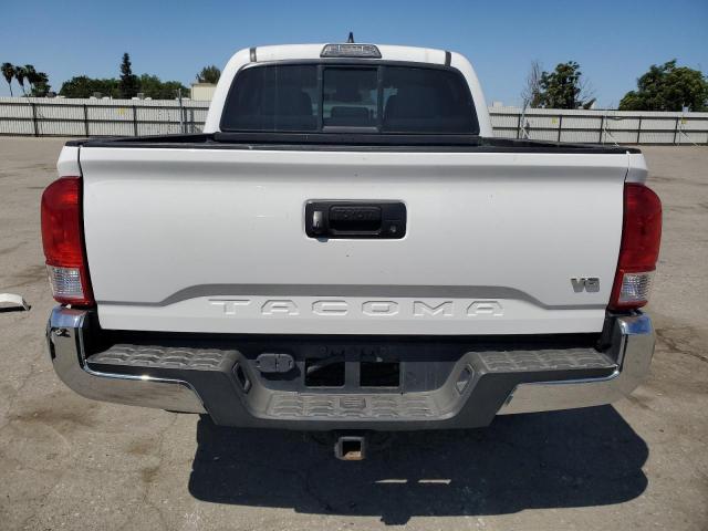 Пікапи TOYOTA TACOMA 2016 Білий