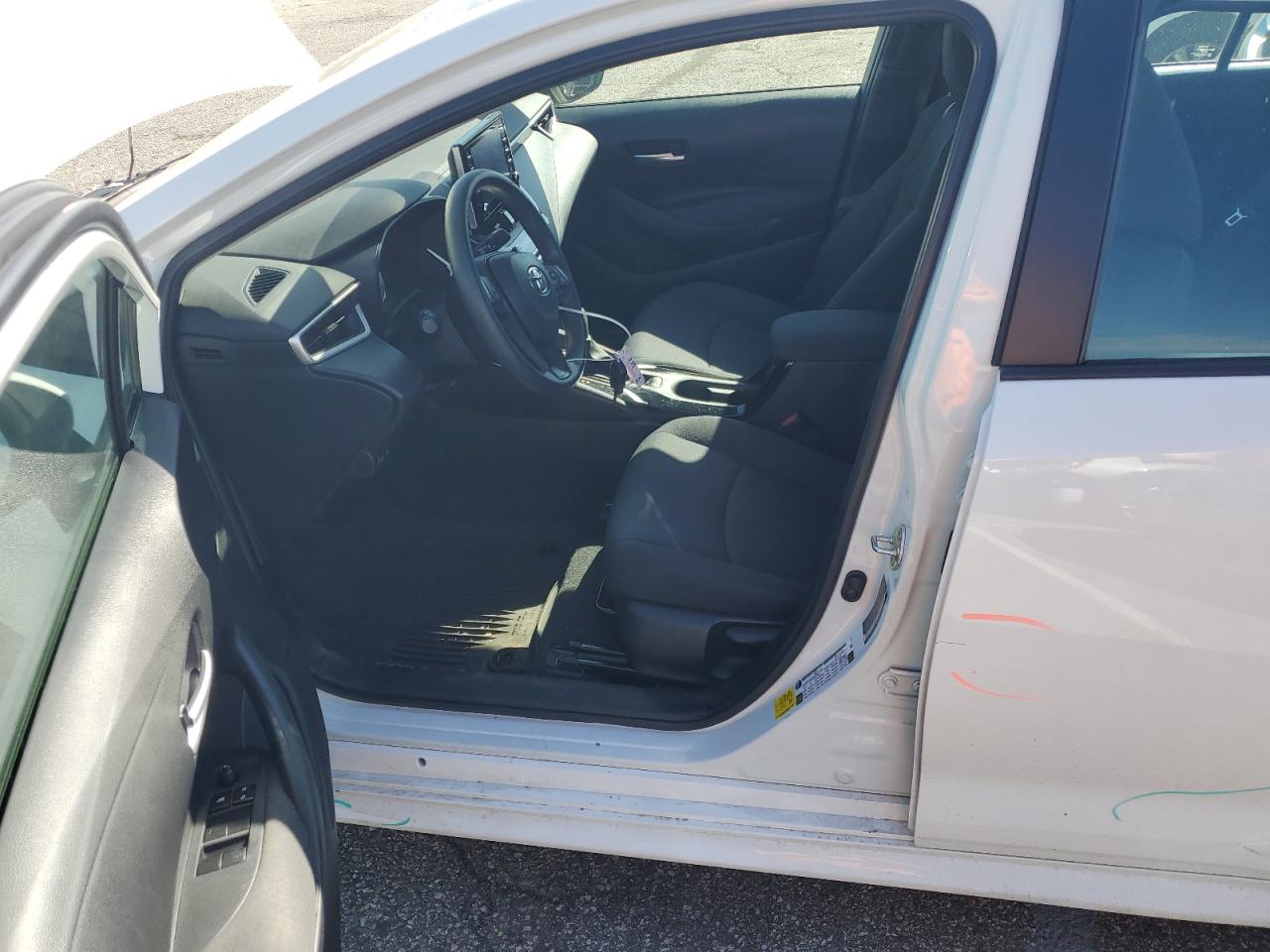 2020 Toyota Corolla Le VIN: 5YFEPRAE3LP140036 Lot: 50393715