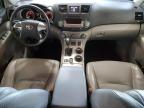 2012 Toyota Highlander Base იყიდება West Mifflin-ში, PA - Front End