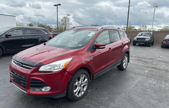 Паркетники FORD ESCAPE 2015 Красный