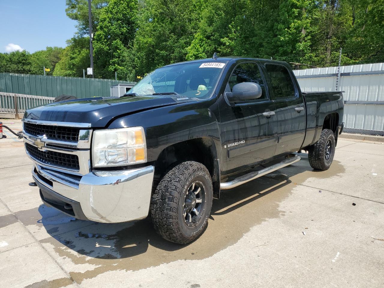 2008 Chevrolet Silverado C2500 Heavy Duty for Sale in Spartanburg, SC - Front End