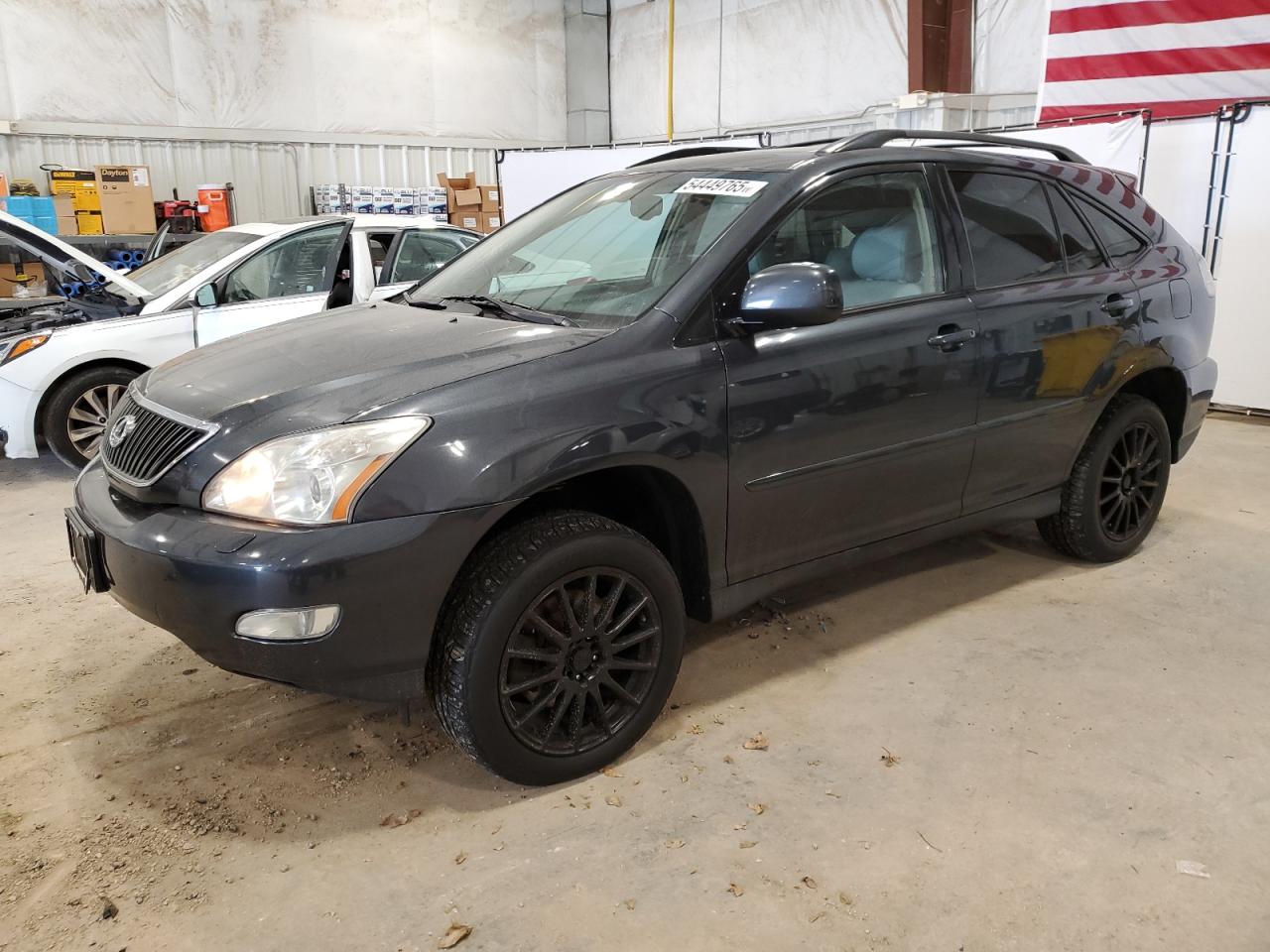 2006 Lexus Rx 330 for Sale in Milwaukee, WI - Minor Dent/Scratches
