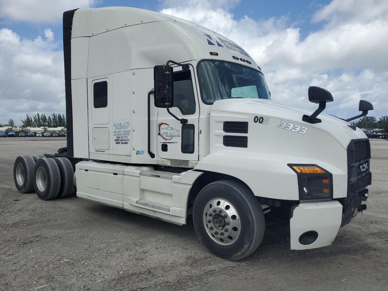 2020 Mack Anthem Semi Truck للبيع في West Palm Beach، FL - Front End