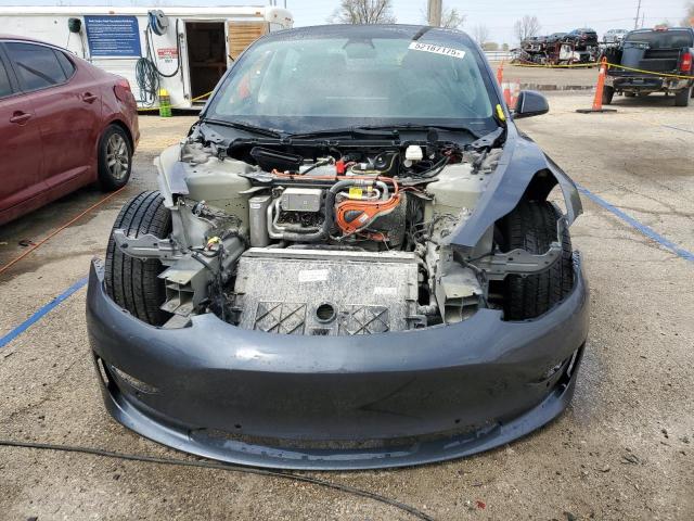  TESLA MODEL 3 2022 Серый