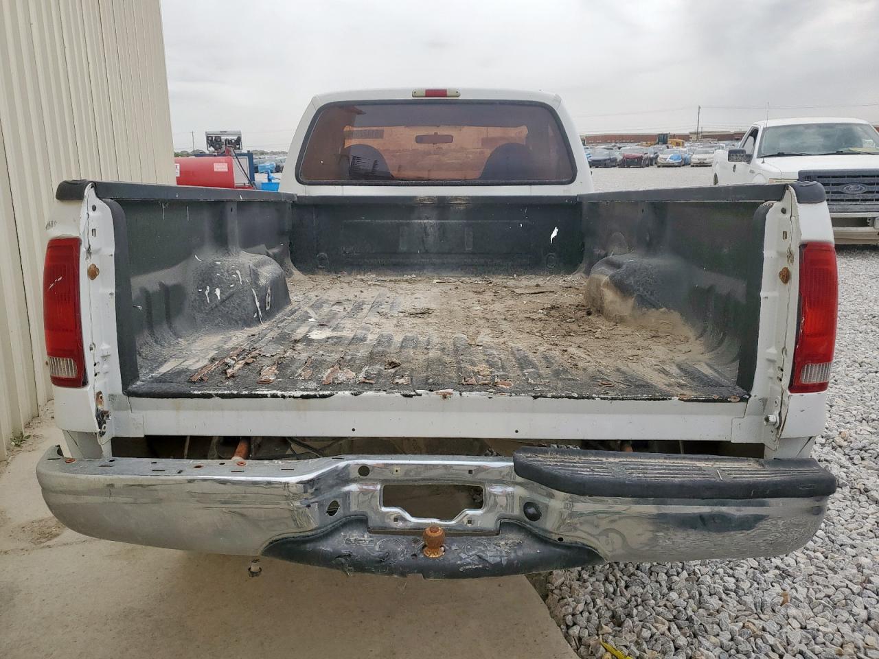 2004 Ford F250 Super Duty VIN: 1FTNF20L24ED37112 Lot: 51422595