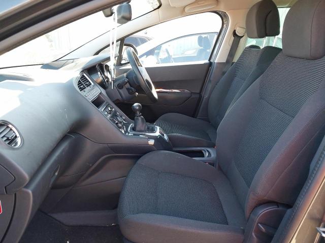 2016 PEUGEOT 5008 ALLUR