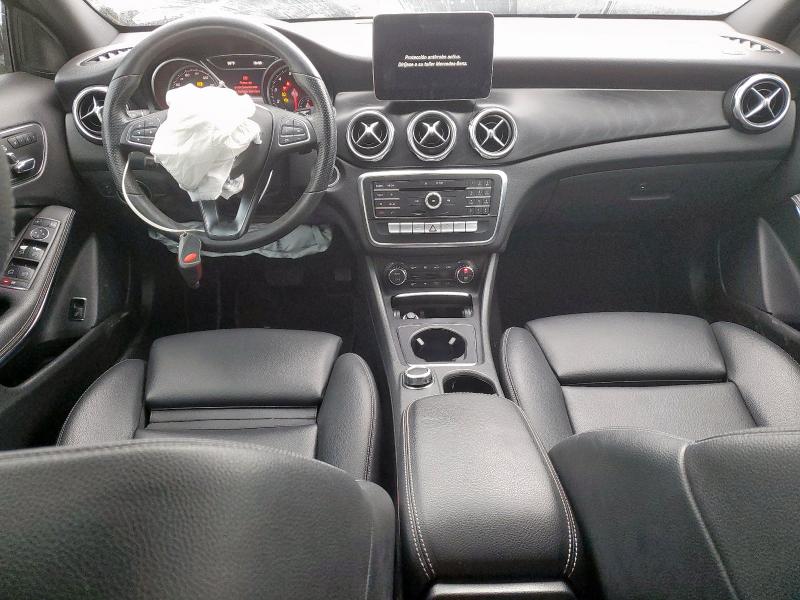  MERCEDES-BENZ GLA-CLASS 2020 Чорний