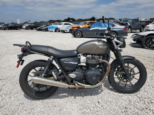2020 Triumph Motorcycle Street Twin 