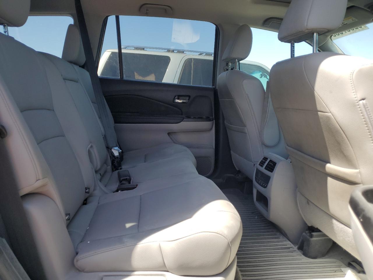 2018 Honda Pilot Exl VIN: 5FNYF6H5XJB050573 Lot: 52387035