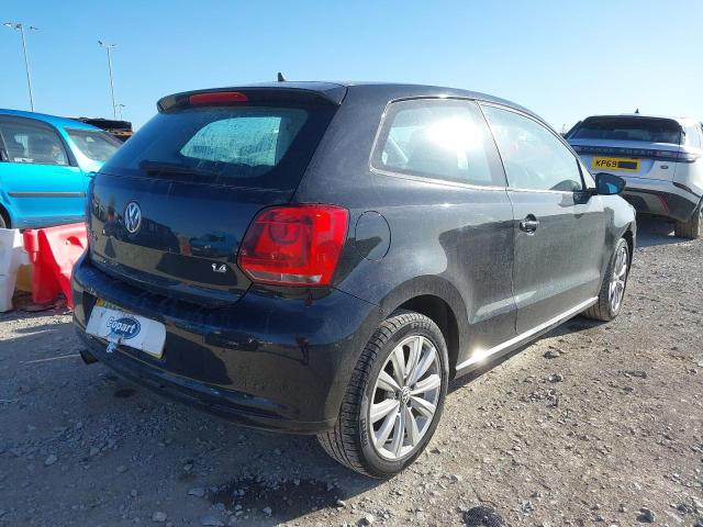 2011 VOLKSWAGEN POLO SEL 8