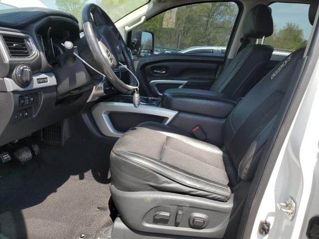  NISSAN TITAN 2017 White