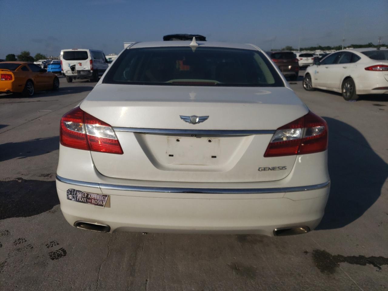 2013 Hyundai Genesis 3.8L VIN: KMHGC4DD5DU246546 Lot: 53562825