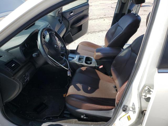 Parquets SUBARU OUTBACK 2013 Biały