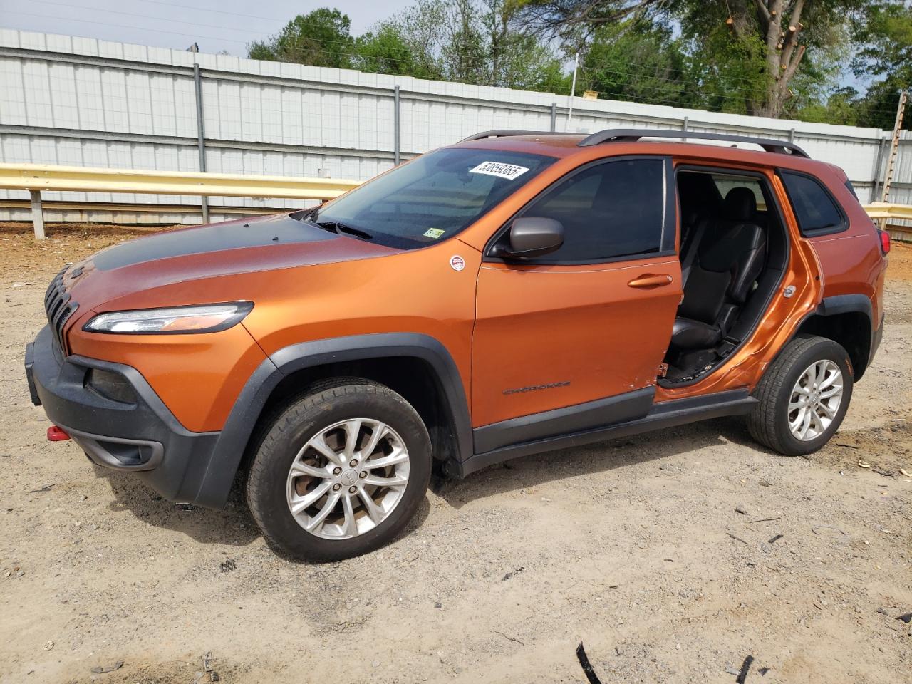 2015 Jeep Cherokee Trailhawk for Sale in Chatham, VA - Side