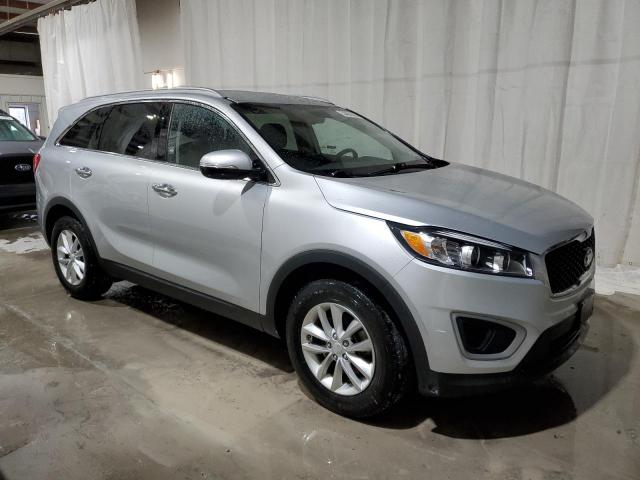 KIA SORENTO 2016 Серебристый