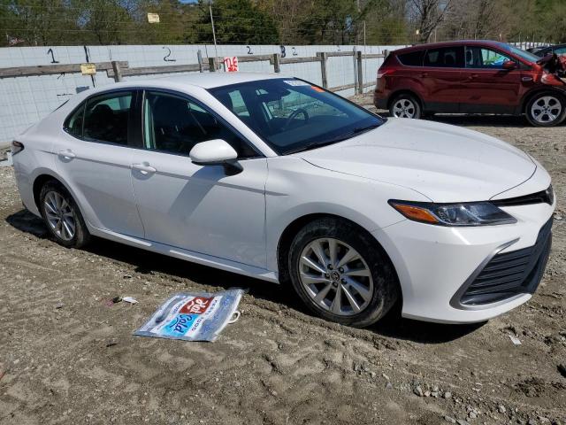  TOYOTA CAMRY 2021 Белый
