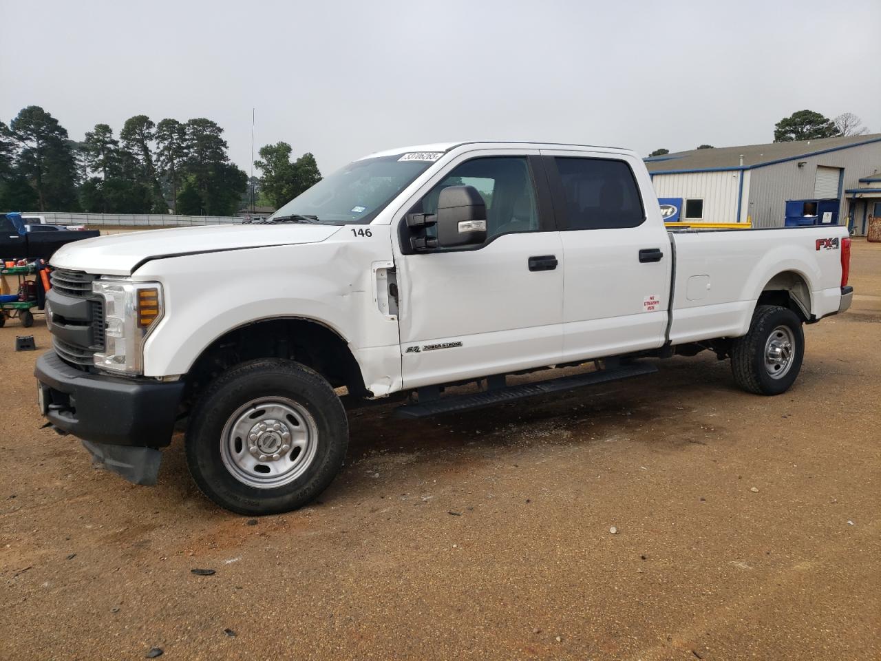 2018 Ford F350 Super Duty for Sale in Longview, TX - Front End