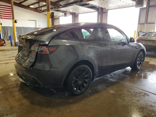  TESLA MODEL Y 2024 Szary