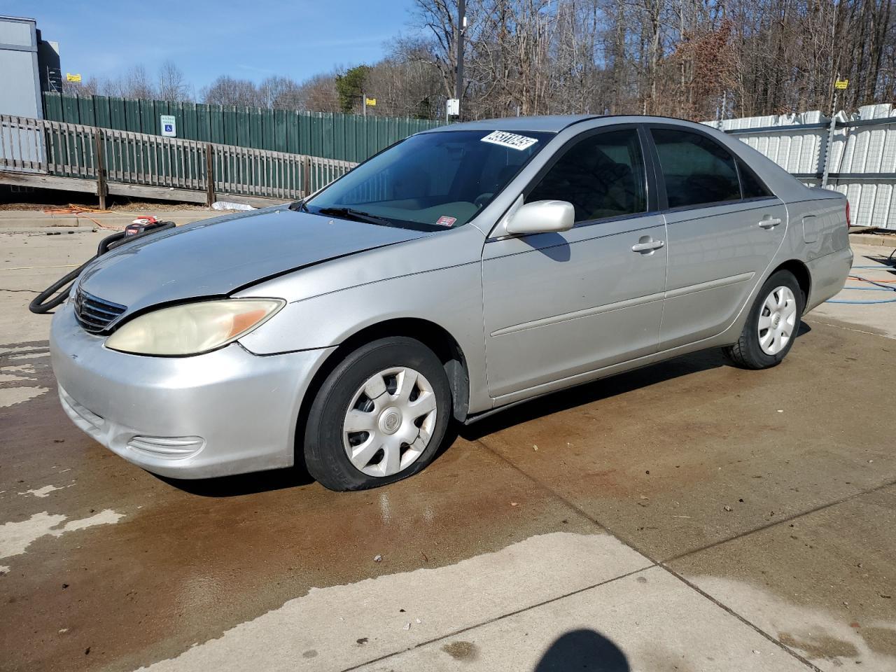 2004 Toyota Camry Le for Sale in Spartanburg, SC - Front End