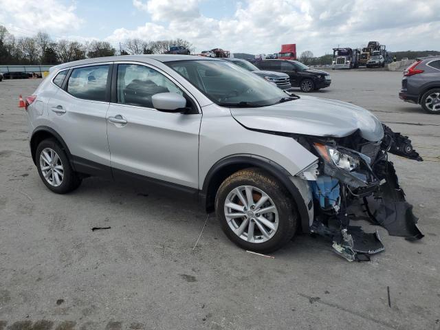  NISSAN ROGUE 2017 Srebrny