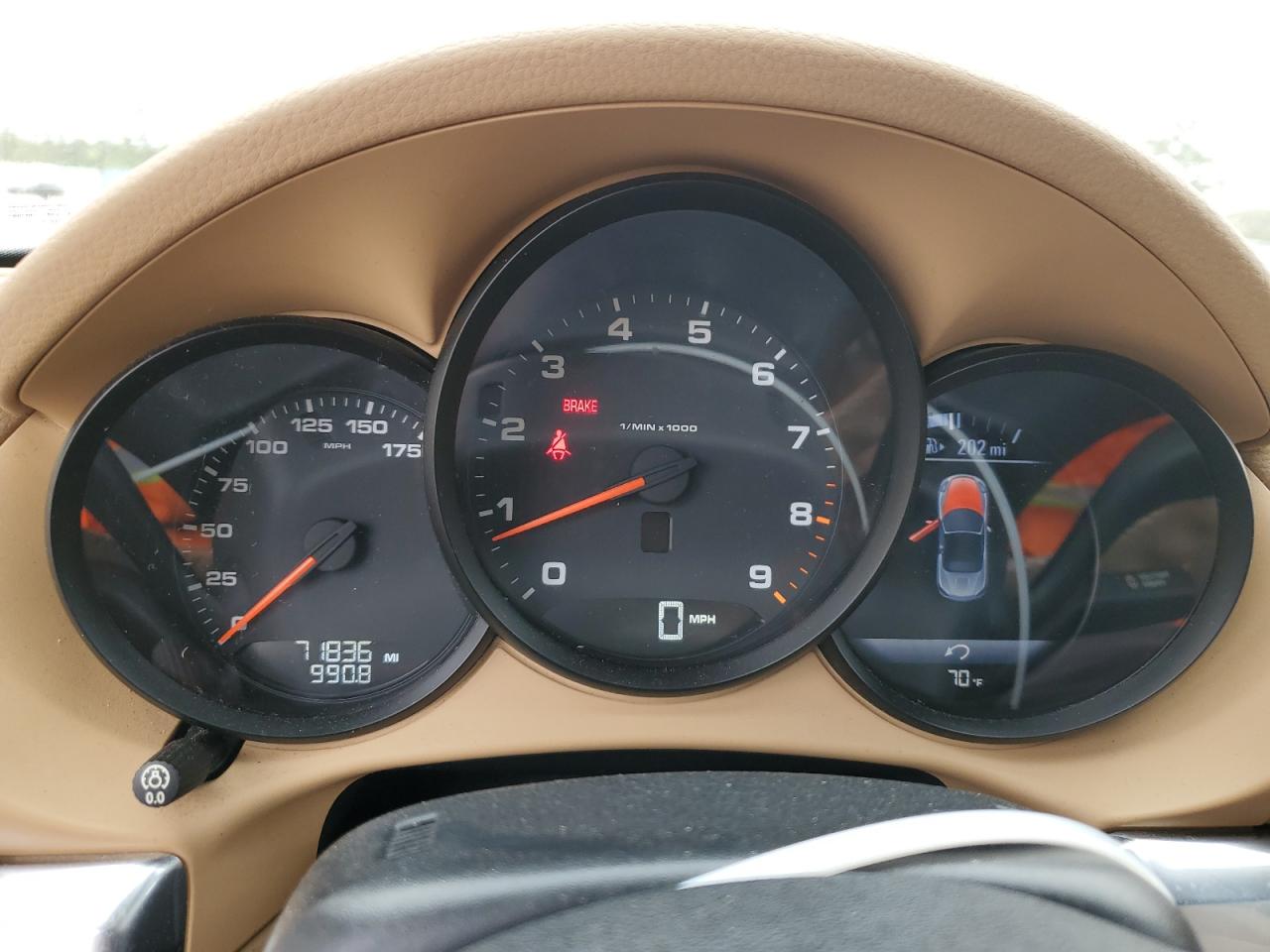 2015 Porsche Boxster VIN: WP0CA2A88FS120121 Lot: 50591195