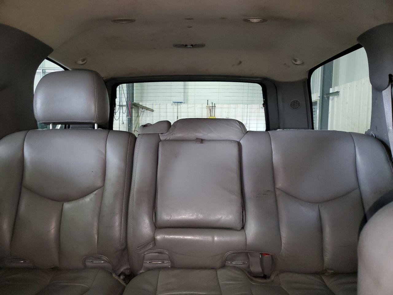 2005 Chevrolet Tahoe K1500 VIN: 1GNEK13T15R111601 Lot: 55135125