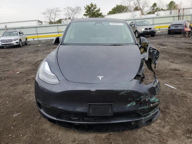  TESLA MODEL Y 2024 Szary