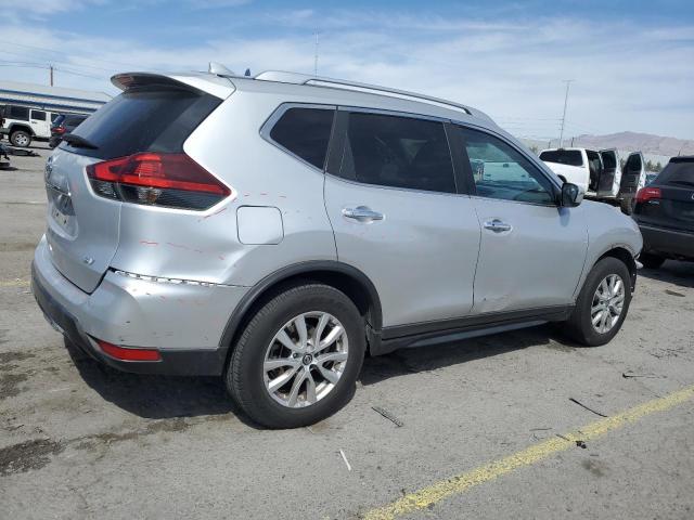  NISSAN ROGUE 2018 Серебристый