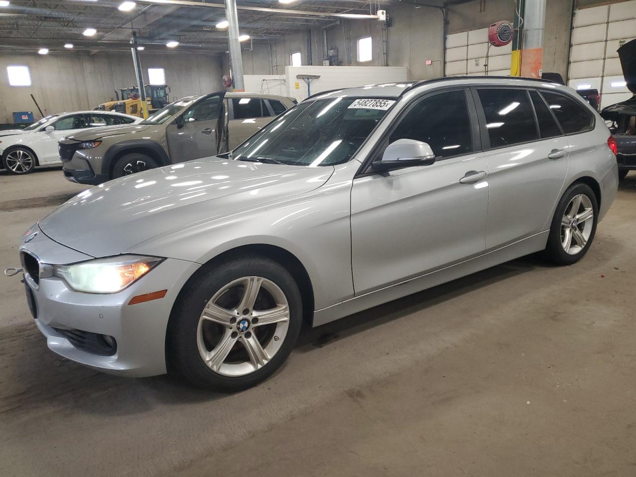 WBA3G7C50EKN37632 BMW 3 SERIES Photo 1