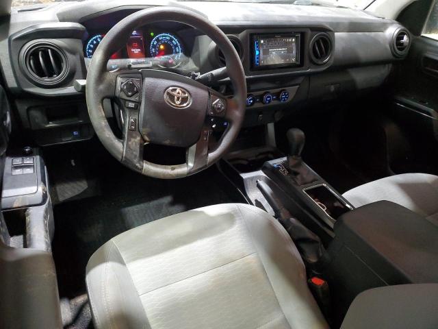  TOYOTA TACOMA 2018 Srebrny