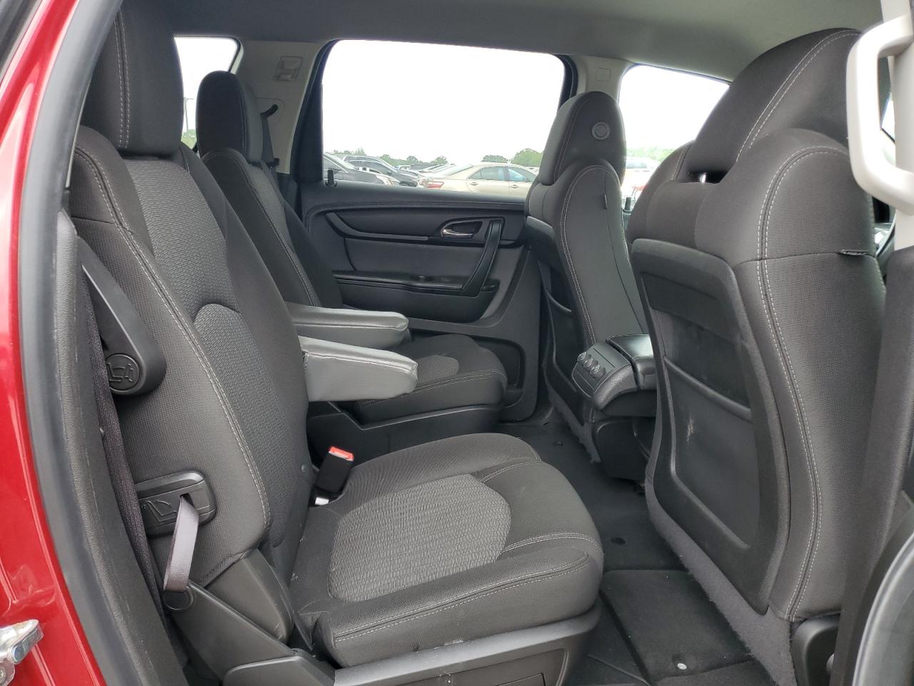 1GNKRGKD6DJ129696 2013 Chevrolet Traverse Lt