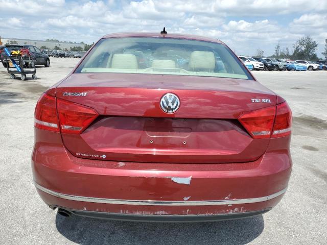  VOLKSWAGEN PASSAT 2015 Красный