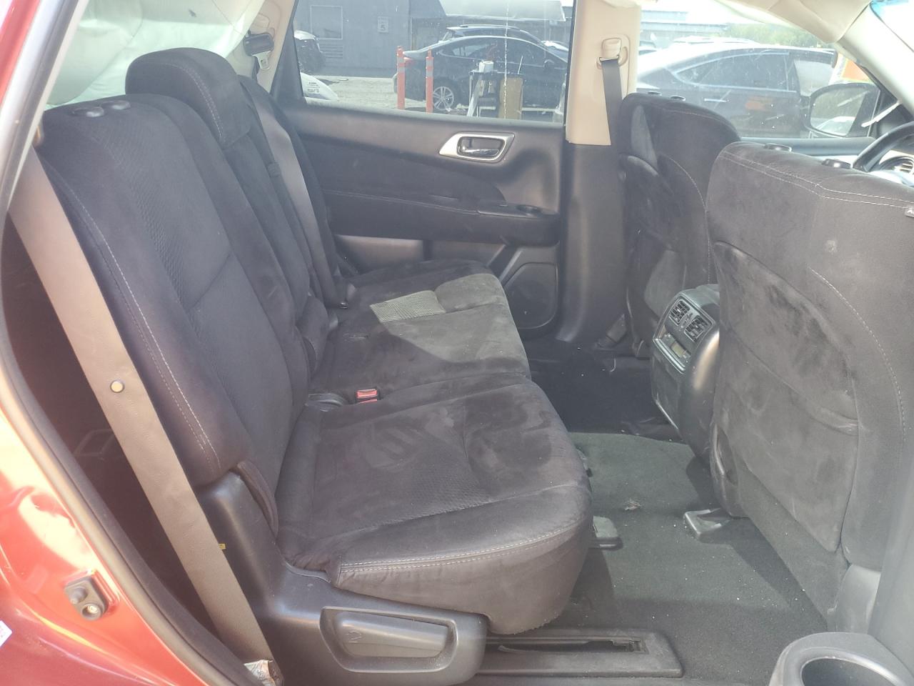 5N1AR2MN7EC678869 2014 Nissan Pathfinder S