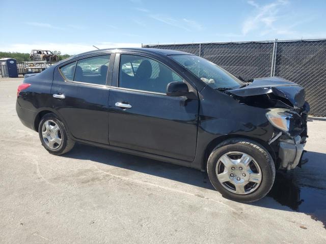 Седаны NISSAN VERSA 2013 Черный
