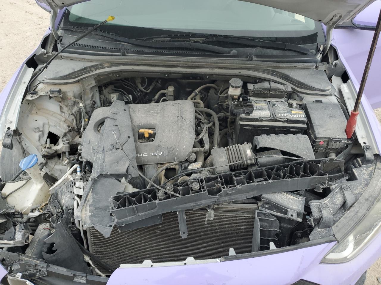 2017 Hyundai Elantra - Image 11