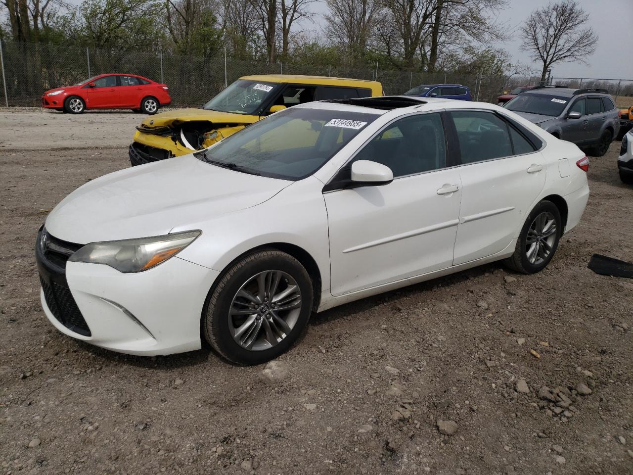2016 Toyota Camry Le продається в Cicero, IN - Top/Roof