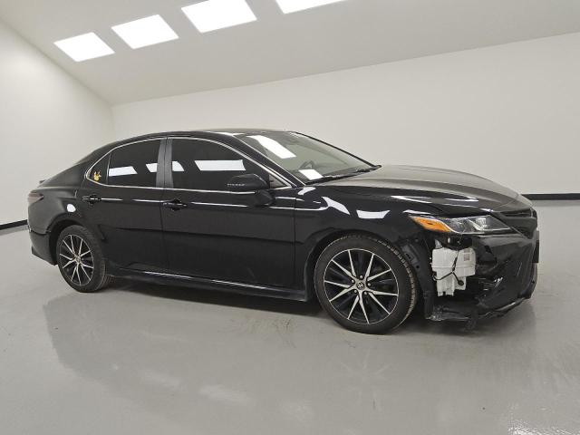  TOYOTA CAMRY 2022 Czarny