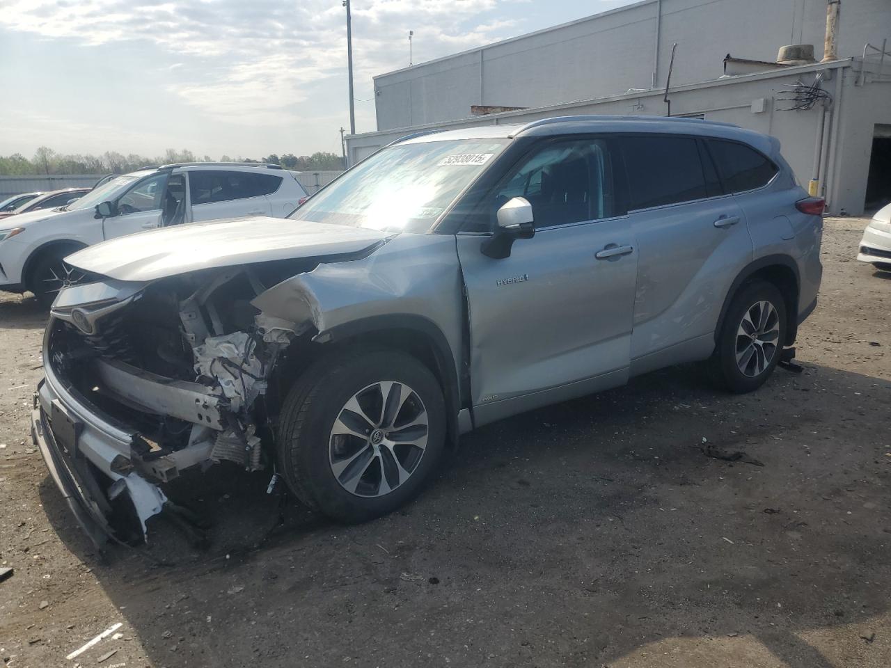 2020 Toyota Highlander Hybrid Xle de vânzare în Fredericksburg, VA - Front End