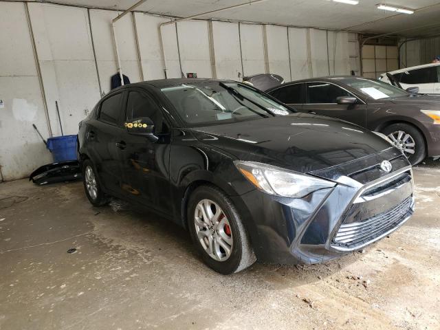  TOYOTA YARIS 2018 Black
